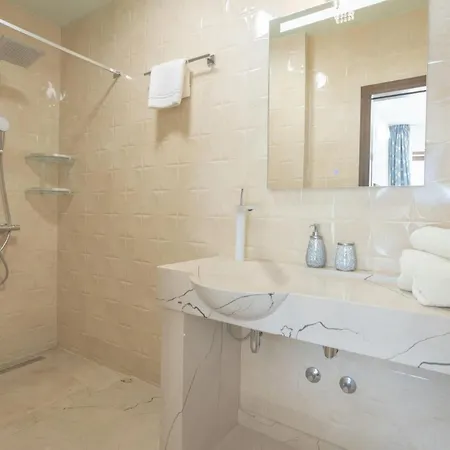Private, Luxury Villa, Accessible Only By Boat Villa Sobra