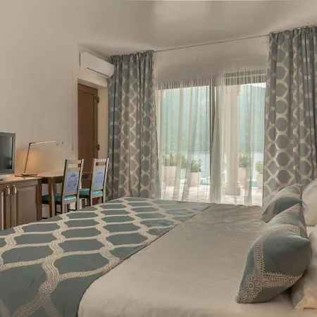 Private, Luxury Villa, Accessible Only By Boat