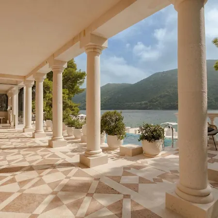 Villa Private, Luxury Villa, Accessible Only By Boat