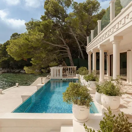 Private, Luxury Villa, Accessible Only By Boat Villa *