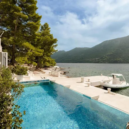 Private, Luxury Villa, Accessible Only By Boat Villa Sobra