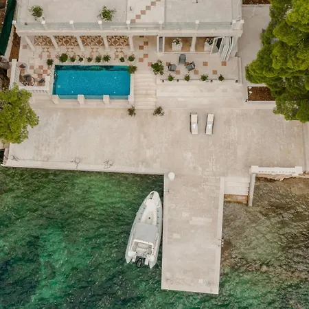 Private, Luxury Villa, Accessible Only By Boat Villa Sobra